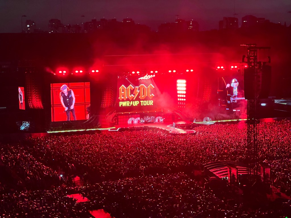 “Chifrinho é 10! Chifrinho é 10!” – AC/DC ao vivo em São Paulo, 28 fevereiro&nbsp;2026